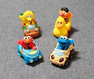 Hasbro Sesame Street Racers Come n Race Set 2012 Cookie Mon Big Bird Elmo Bert 4 - Picture 1 of 5