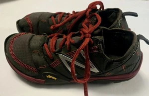 New Balance Minimus Women’s Size 7.5 WT20GP Grey & Pink Vibram Running Shoes - Picture 1 of 5
