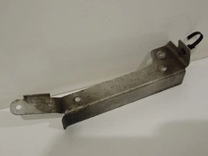 Audi A8 4E D3 Automatic Gearbox Cable Guide Bracket 4E0971824G - Picture 1 of 6
