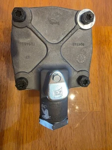 New Bendix Air Brake Relay Valve Part #103010N - Picture 1 of 8