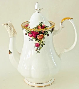 Royal Albert Old Country Roses Coffee Pot: 6-Cup Montrose Shape, Gold Trim - Picture 1 of 7