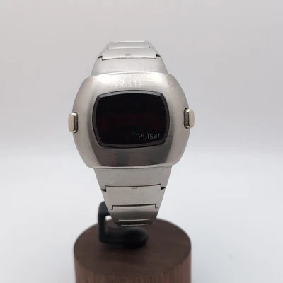 VTG 70's Collectible Pulsar 3013 Module 301 LED Watch-New Battery P3 Rare - image 1 of 4