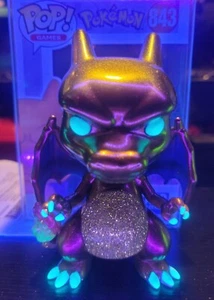 Funko Charizard 843 V Metallic Chameleon Diamond Glow Chase - Picture 1 of 9