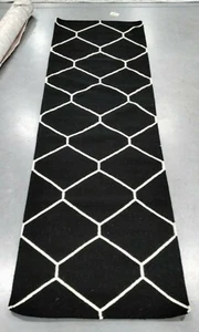 BLACK / IVORY 2'-6" X 8' Flaw in Rug, Reduced Price 1172710539 DHU554L-28 - Picture 1 of 4
