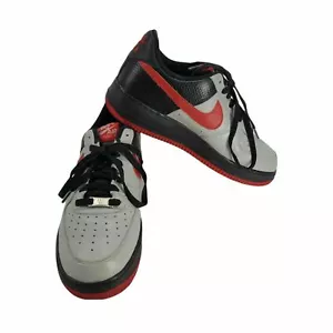 Zapato Deportivo NIKE AIR FORCE 1 82 315122 062 Bajo Gris Rojo Negro Talla 9 - Imagen 1 de 12
