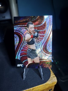 2023 Panini Chronicles UFC Zhang Weili Revolution #21