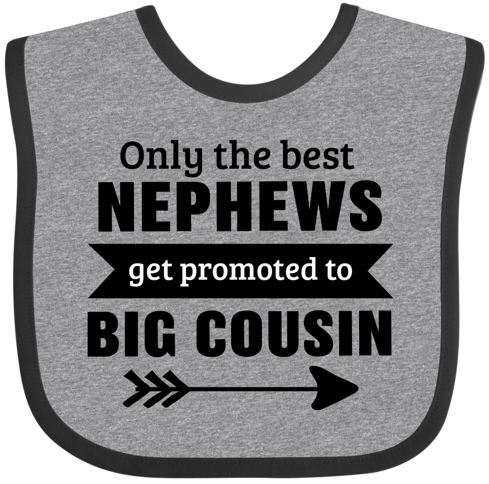 Inktastic Solo los mejores sobrinos son promocionados a primo grande bebé babero sobrino flecha Foto 1 de 1