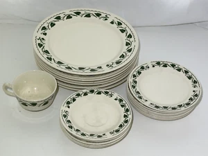 14 piece Vintage Homer Laughlin Green Ivy Liberty Pattern Dinner set Plate 1949 - Picture 1 of 2