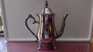 Beautiful Vintage Silver Silverplate Coffee 10 Inch Tea Pot Tableware Dinnerware - Picture 1 of 17
