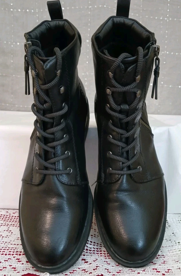 Baretraps Size 10M Black Amysue Combat Zip & Lace Boots Very Nice  - Image 1 of 4