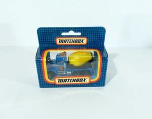 Matchbox MB 19 Peterbilt Cement Company Mixer Truck Blue 1987 Diecast Model B2. - Picture 1 of 3