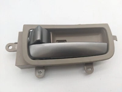 2004-2008 Nissan Maxima Front Left Driver Side Interior Door Handle Tan/Silver Foto 1 de 4