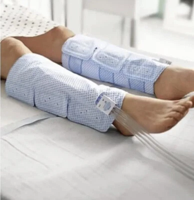 KENDALL SCD Sequential Compression Comfort Sleeves Knee Medium 74022 Box Of 5 - Image 1 of 4