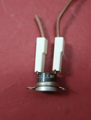 Temperaturbegrenzer 15-13,  130°C Bauknecht Ignis 481228228315, C00311539 - image 1 of 3