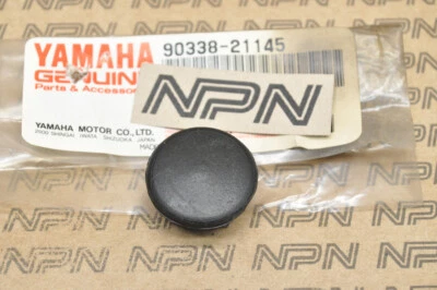 Nuevo de Lote Antiguo Yamaha BW350 Rueda Grande YZ125 Marco Goma Enchufe 90338-21145 Foto 1 de 2