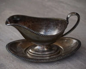 Barco y bandeja con salsa plateados de colección de Viking Norse Helmet Mark - Imagen 1 de 8