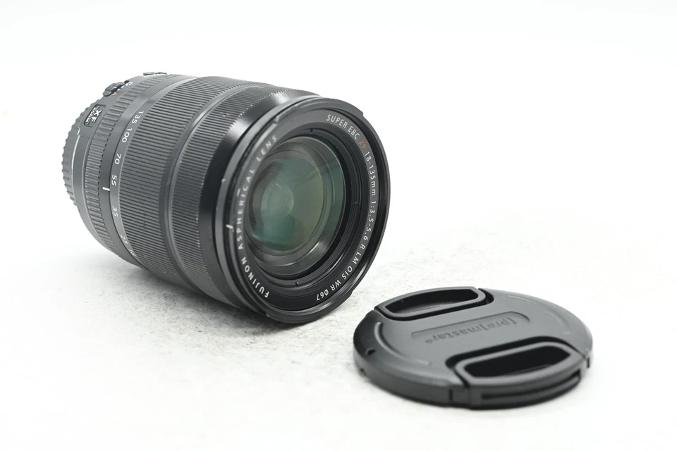 Fujifilm XF 18-135mm f3.5-5.6 Fujinon R LM OIS WR Lens #409 - Image 1 of 4