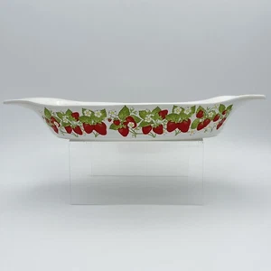 Vtg ACTION 12 1/2” OVAL STRAWBERRY CASSEROLE DISH JAPAN OVEN MICROWAVE Safe - Picture 1 of 8