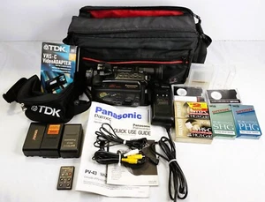 VTG 1993 Panasonic Palmcorder PV-430 with Accessories - NON-WORKING FOR PARTS - Picture 1 of 24
