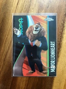 2025 Topps Chrome Disney Mayor Lionheart, #ZI-4 inserto Zootopia - Foto 1 di 2