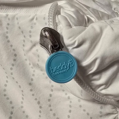 BEDDY’S QUEEN SET 2pc Zipper Bedding Ruffle LUXURY White Plaid 100% COTTON Luxe - Image 1 of 4