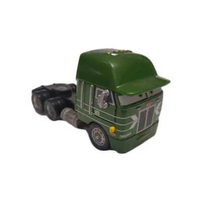 Camión Kenworth verde de repuesto fundido a presión para cars GIL Hauler de Disney Pixar Foto 1 de 4