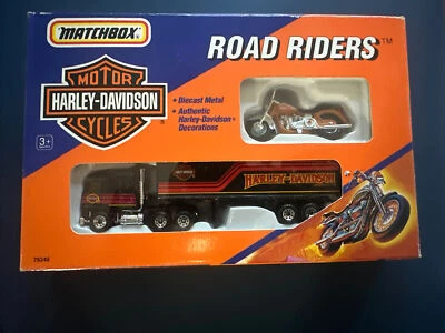 Harley Davidson Matchbox Road Riders semi y motocicleta nuevo en caja juguete de colección Foto 1 de 2