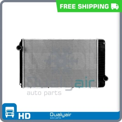New Radiator fits International Harvester 7500, 7300, 7400, WorkStar 7600.. QL - Image 1 of 4