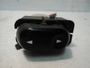 2002 EXPLORER RIGHT REAR WINDOW CONTROL SWITCH  - D156  110376 - Picture 1 of 2