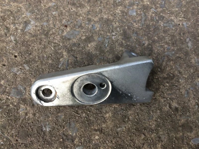 OEM left front turn signal mount from 1983 HONDA CB550SC NightHawk motorcycle - Imagem 1 de 3