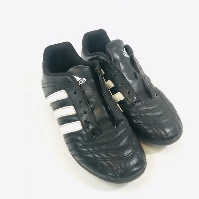 Adidas Traxion жесткий земли шнурует вверх кроссовки черный - детский мальчиков размер 1,5 - Изображение 1 из 4