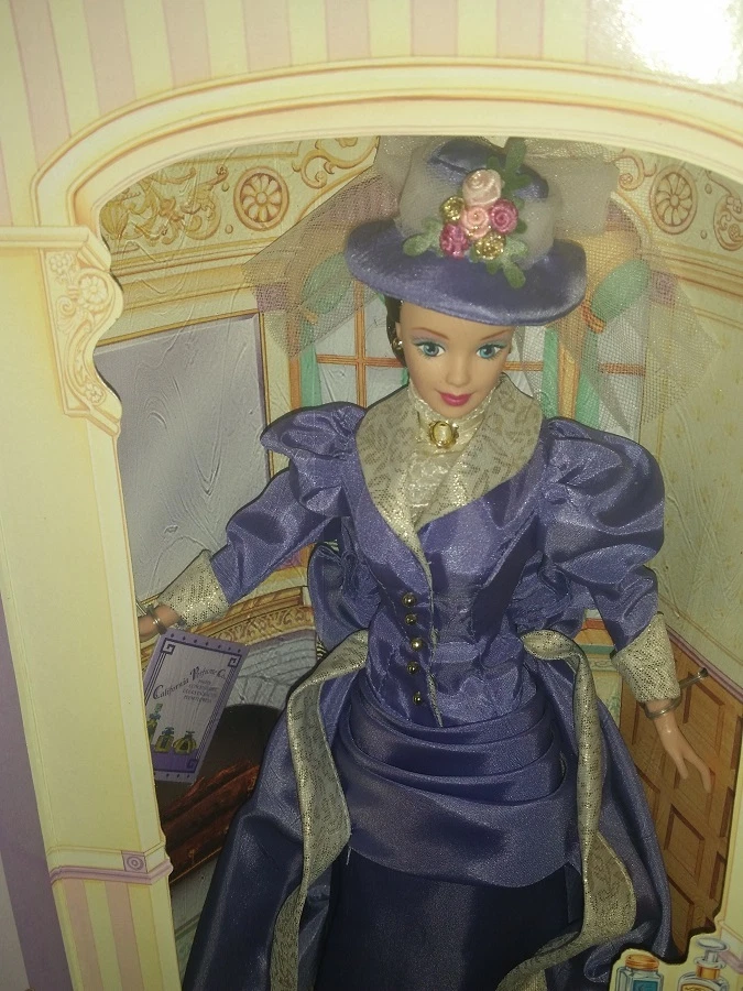 Rare Barbie as Mrs. P.F.E. Albee | 1st Avon Rep. | Mattel Collectible | NRFB Foto 1 de 4