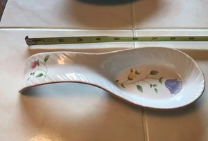 VINTAGE Corelle Jay Imports CERAMIC Trivet Spoon Rest BLUE PINK FLORAL 9” RARE - Picture 1 of 18