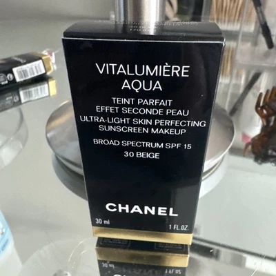 Chanel Vitalumiere Aqua Makeup Foundation Spf 15 - 30 BEIGE Brand New Fresh - Image 1 of 2