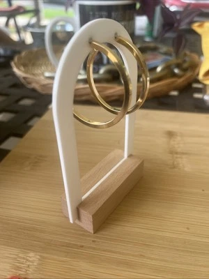 Золотистые обручи Avon - Изображение 1 из 2