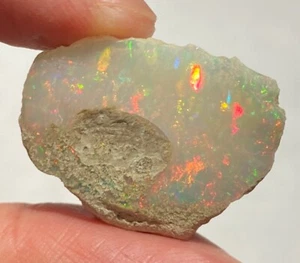 Ópalo Welo estable seco de 28 quilates - Etiopía - mucho color - Imagen 1 de 7