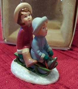 Enesco Treasured Memories Figurine The New Sled 1984 HP Vtg Children Sledding - Picture 1 of 4