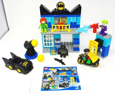 Lego Duplo 10842 Batcave Challenge - Batman, Coringa, Hera Venenosa e Robin COMPLETO! - Imagem 1 de 4