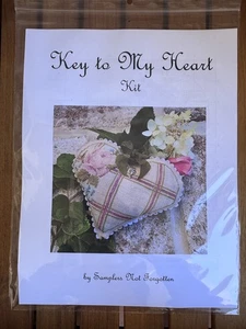 Neu Samplers Not Forgotten KEY TO MY HEART KIT Kreuzstich Set - Bild 1 von 2