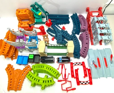 Thomas & Friends TrackMaster Thomas & Diesel Raceway GGL75 Cranky Crane Set - Image 1 of 4