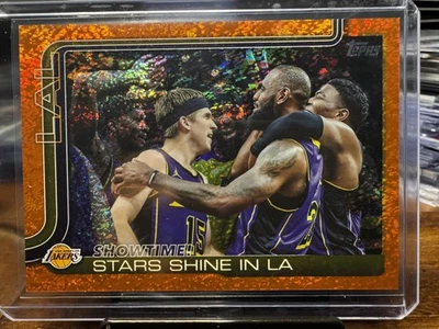 2025-26 Topps Showtime Stars Shine in LA Orange Holo Foil 15/25 Lakers SP LeBron - Image 1 of 2