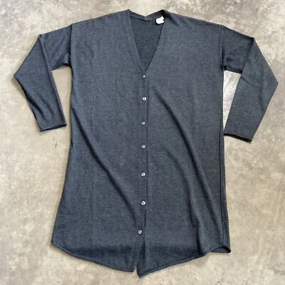 Suéter Mystree Mujer Mediano Botón Delantero Largo Medio Cuello en V Cárdigan Gris Foto 1 de 4