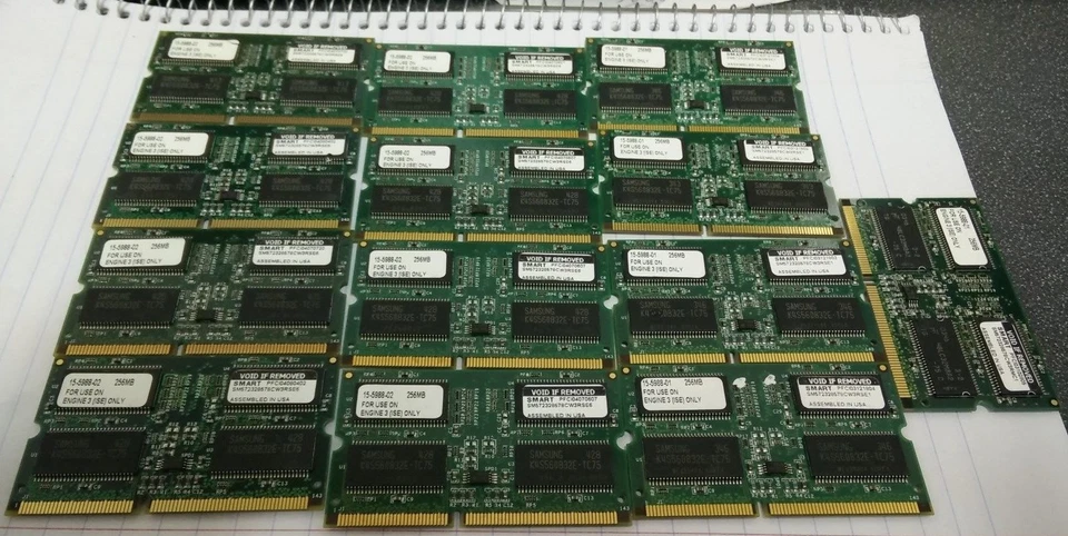 Lot of 13 Cisco 15-5988-01 MEM-ISE-256M ECC SDRAM SODIMM 256MB memory modules - Image 1 of 1