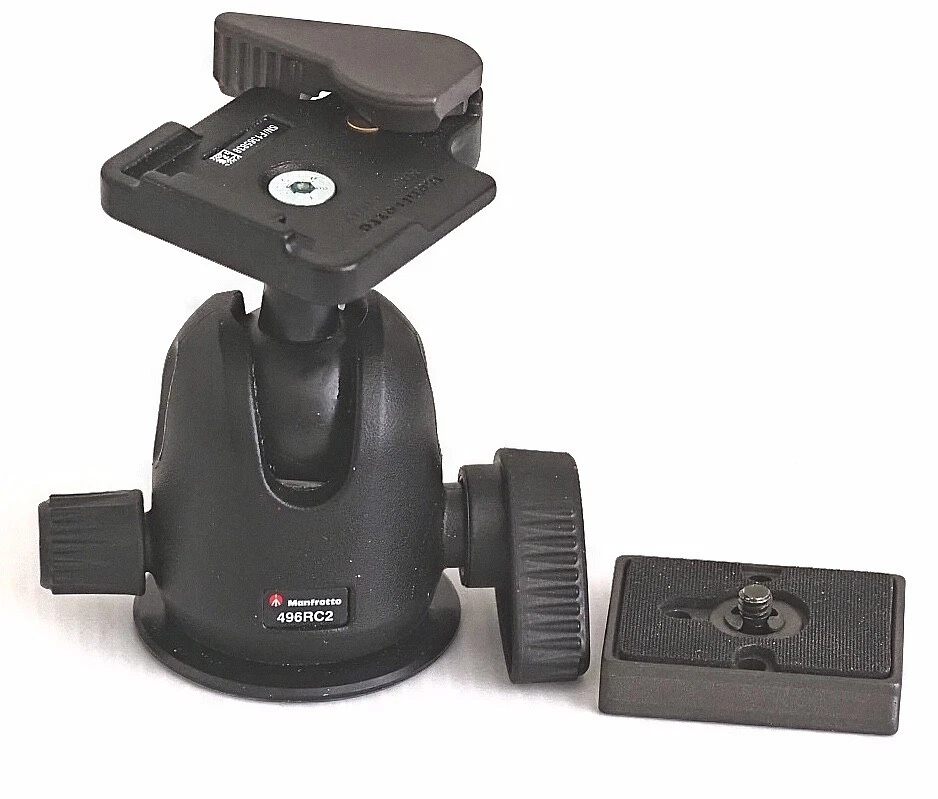 Manfrotto Center Ball Head #496 w/ quick release - Image 1 of 4