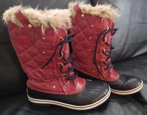 Sorel Winter Boots Womens 11 Joan of Arctic Red Faux Fur Cuff Quilted NL1779-601 - Picture 1 of 7