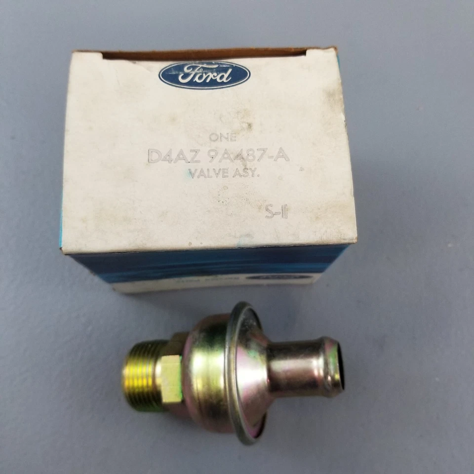 Válvula de retención de smog Ranchero Gran Torino D4AZ-9A487-A para Ford 1974 1975 1976 nuevo de stock Foto 1 de 2