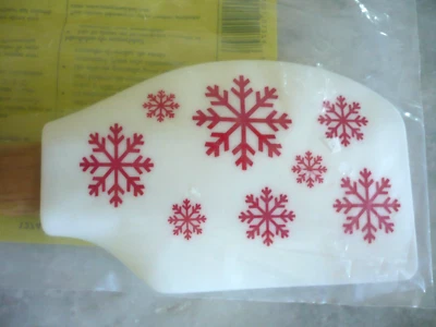 Pampered Chef 1274 Let It Snow Snowflake White Silicone Winter Christmas 9.25" - Image 1 of 4