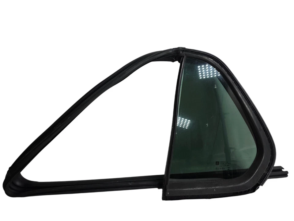 Chevrolet Trax 2015-2021 cuarto de cristal trasero izquierdo lado del conductor Foto 1 de 4