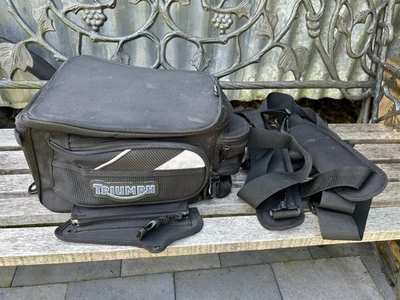 BOLSA TANQUE TRIUMPH GENUINA A9510067 Foto 1 de 4