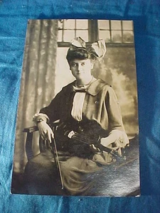 Early 20thc WOMAN WITH HER VIOLIN Portrait REAL PHOTO POSTCARD - Picture 1 of 2